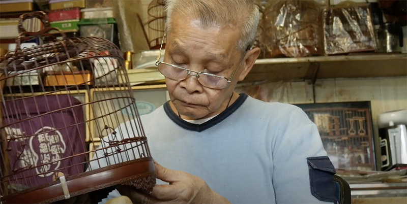 The last Birdcage Craftsman in Hong Kong